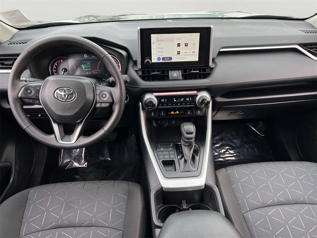 2025 Toyota RAV4 XLE Sunroof