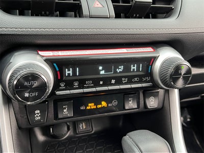 2025 Toyota RAV4 XLE Sunroof