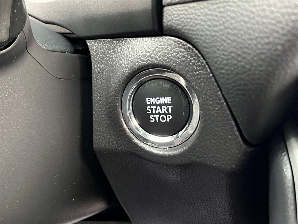 2025 Toyota RAV4 XLE Sunroof