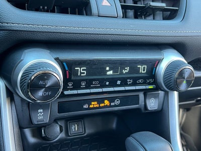 2025 Toyota RAV4 XLE Convenience Package w/ Sunroof!