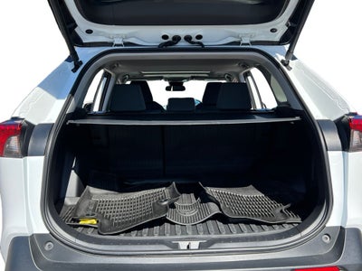 2025 Toyota RAV4 XLE Convenience Package w/ Sunroof!