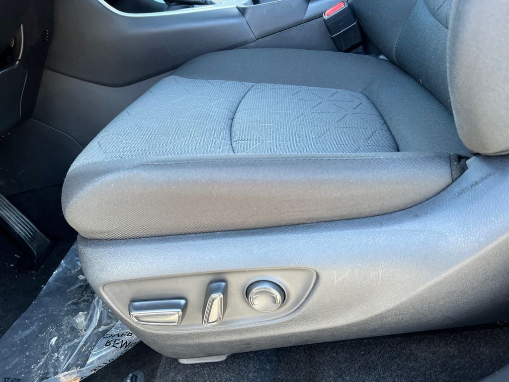 2025 Toyota RAV4 XLE Convenience Package Sunroof!