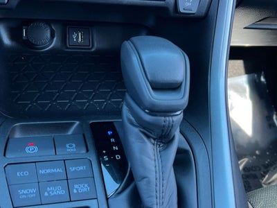 2025 Toyota RAV4 XLE Convenience Package Sunroof!