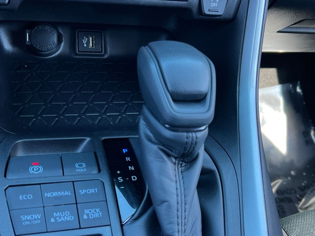 2025 Toyota RAV4 XLE Convenience Package Sunroof!