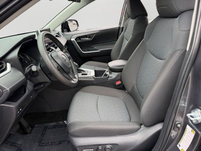 2025 Toyota RAV4 XLE CERTIFIED W/ SUNROOF!