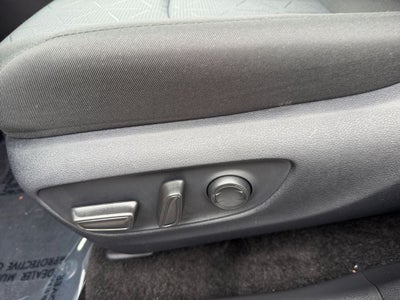 2025 Toyota RAV4 XLE CERTIFIED W/ SUNROOF!