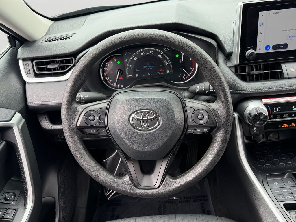2025 Toyota RAV4 XLE CERTIFIED W/ SUNROOF!