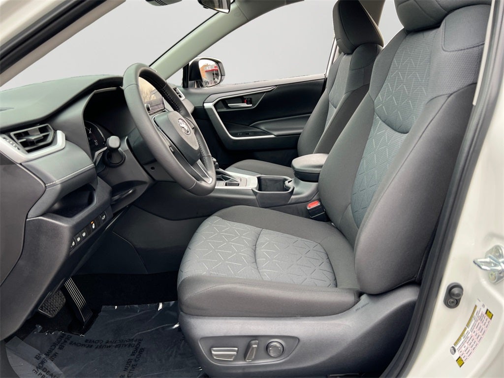 2025 Toyota RAV4 XLE Low Miles!