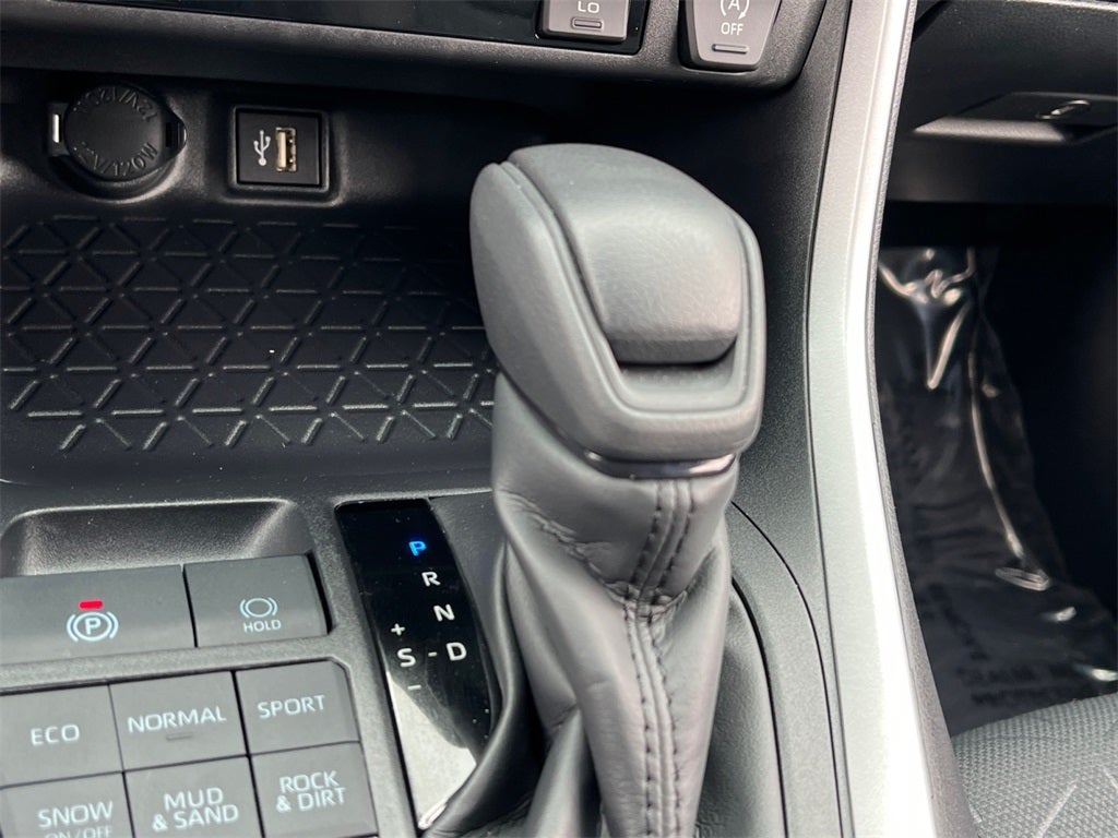 2025 Toyota RAV4 XLE Low Miles!