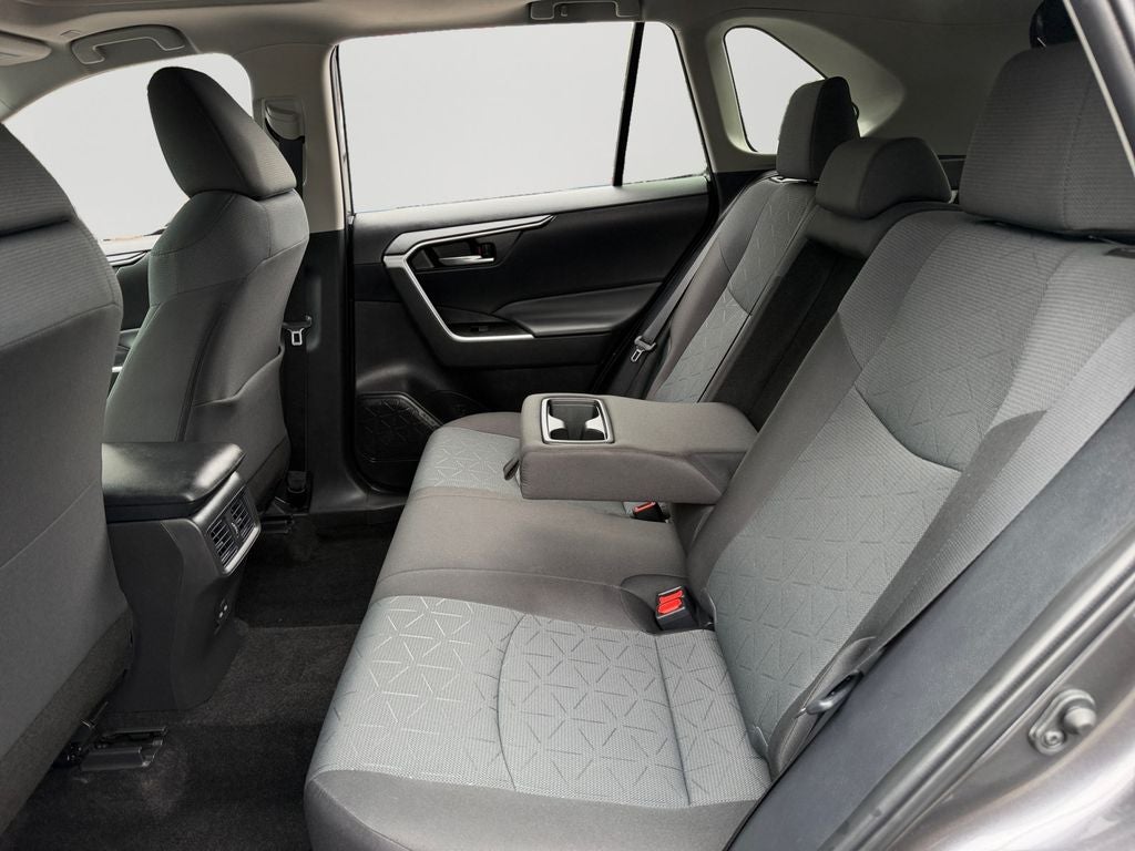 2025 Toyota RAV4 XLE CERTIFIED W/ SUNROOF & COLD WEATHER PACK!