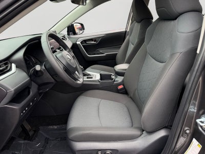 2025 Toyota RAV4 XLE CERTIFIED W/ SUNROOF & COLD WEATHER PACK!