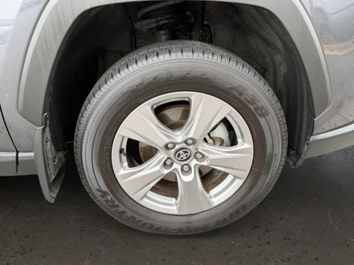 2025 Toyota RAV4 XLE CERTIFIED W/ SUNROOF & COLD WEATHER PACK!