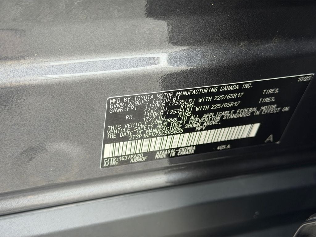 2025 Toyota RAV4 XLE CERTIFIED W/ SUNROOF & COLD WEATHER PACK!