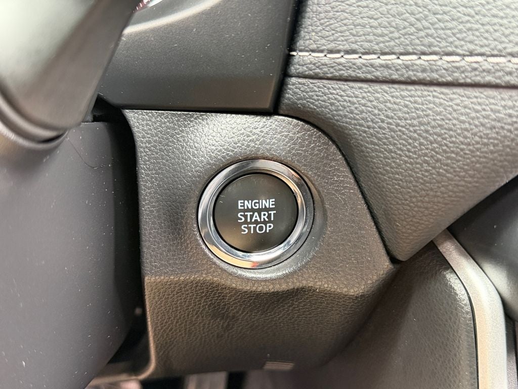 2025 Toyota RAV4 XLE CERTIFIED W/ SUNROOF & COLD WEATHER PACK!