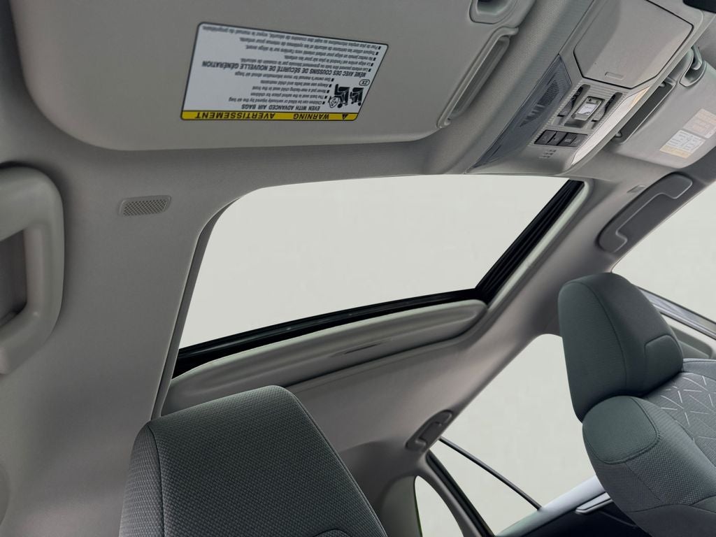 2025 Toyota RAV4 XLE CERTIFIED W/ SUNROOF & COLD WEATHER PACK!