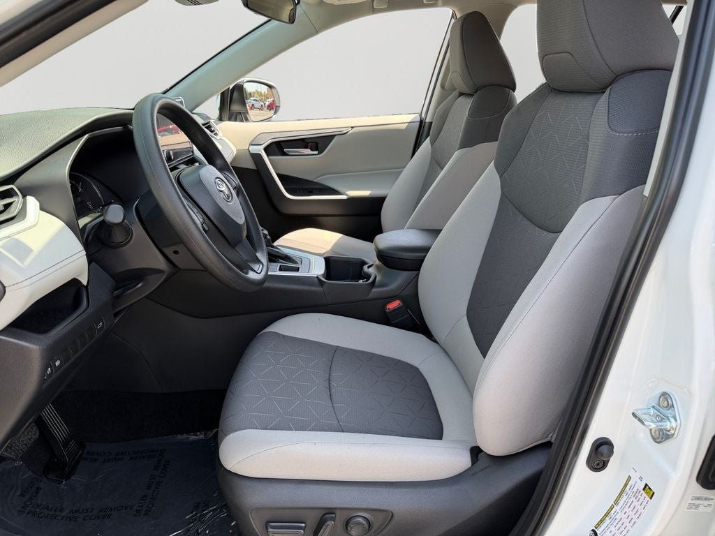2025 Toyota RAV4 XLE Low Miles!
