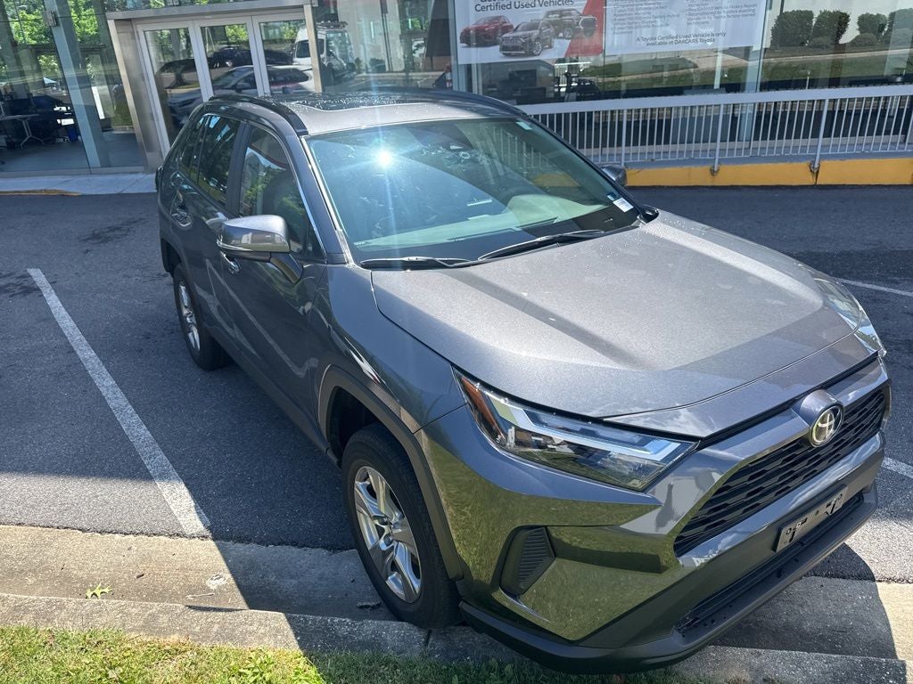 2025 Toyota RAV4 XLE