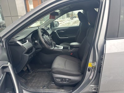 2023 Toyota RAV4 XLE AWD!