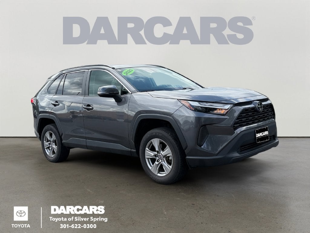2025 Toyota RAV4 XLE