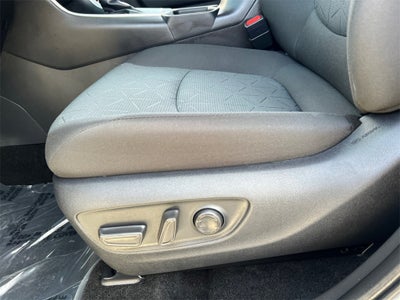 2025 Toyota RAV4 XLE Sunroof