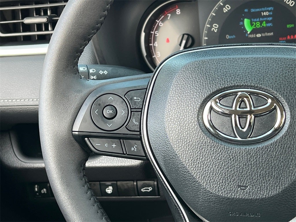 2025 Toyota RAV4 XLE Sunroof