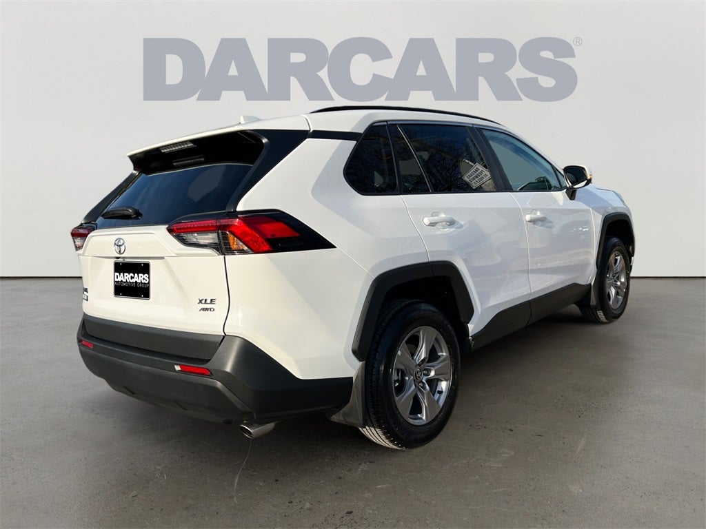 2025 Toyota RAV4 XLE Sunroof