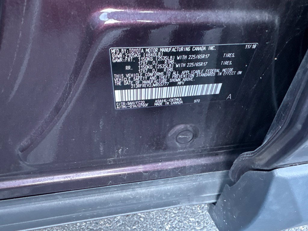 2018 Toyota RAV4 XLE LOW MILES!