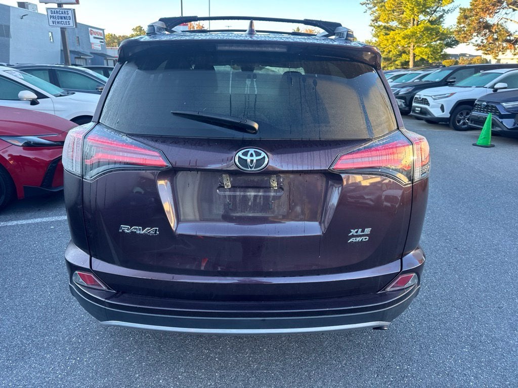 2018 Toyota RAV4 XLE LOW MILES!