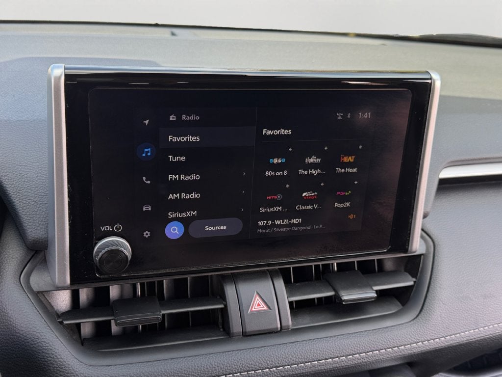 2024 Toyota RAV4 Hybrid XLE W/ CONVENIENCE & WEATHER PACKAGE!