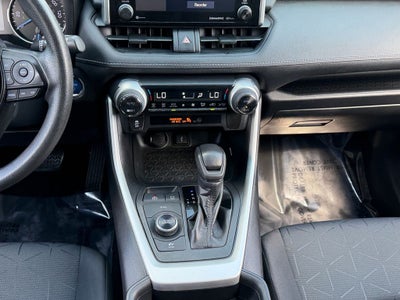 2020 Toyota RAV4 Hybrid XLE