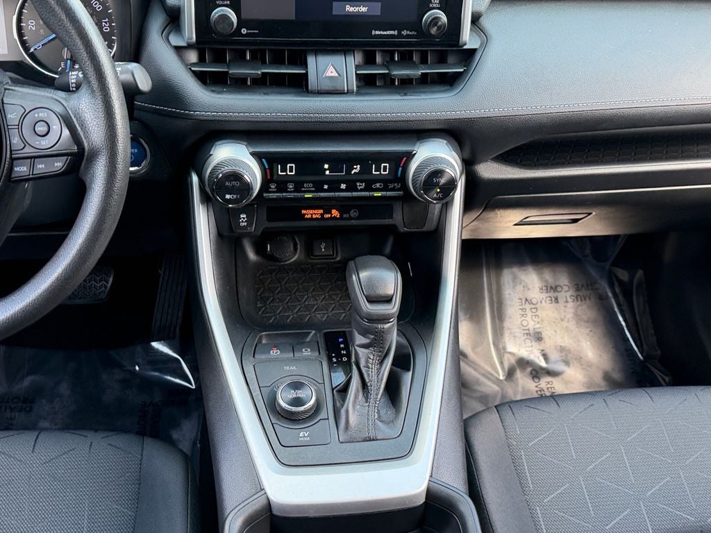 2020 Toyota RAV4 Hybrid XLE