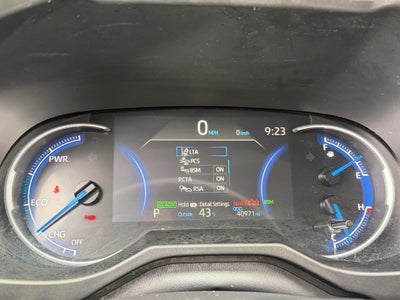2025 Toyota RAV4 Hybrid XLE