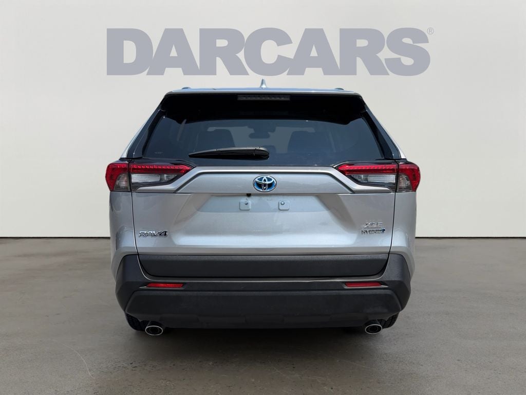 2020 Toyota RAV4 Hybrid XLE