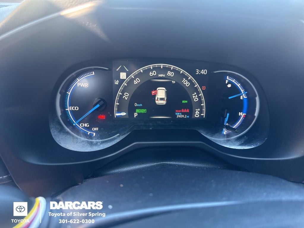 2024 Toyota RAV4 Hybrid XLE AWD Low Miles!