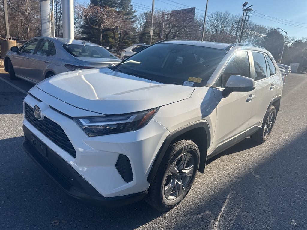 2024 Toyota RAV4 Hybrid XLE AWD Low Miles!