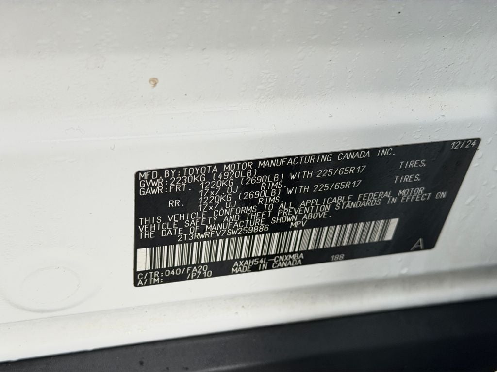 2025 Toyota RAV4 Hybrid XLE