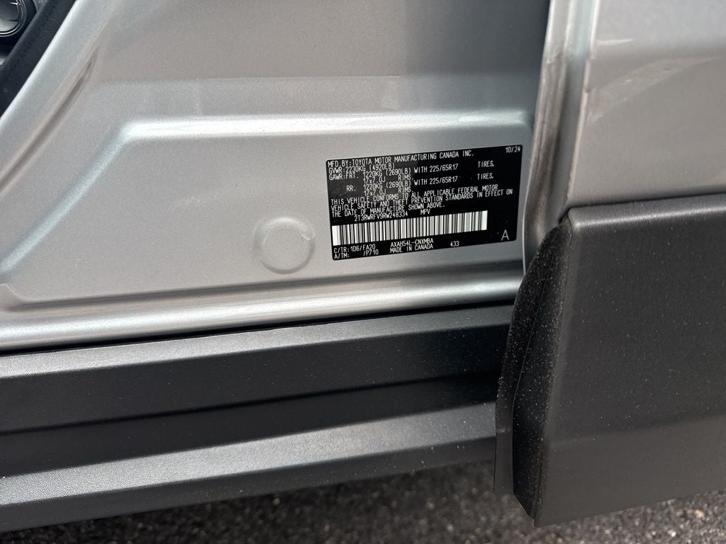 2024 Toyota RAV4 Hybrid XLE