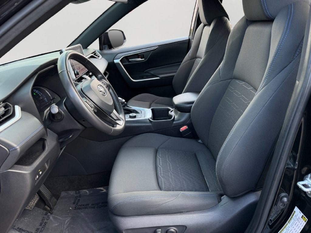 2024 Toyota RAV4 Hybrid SE
