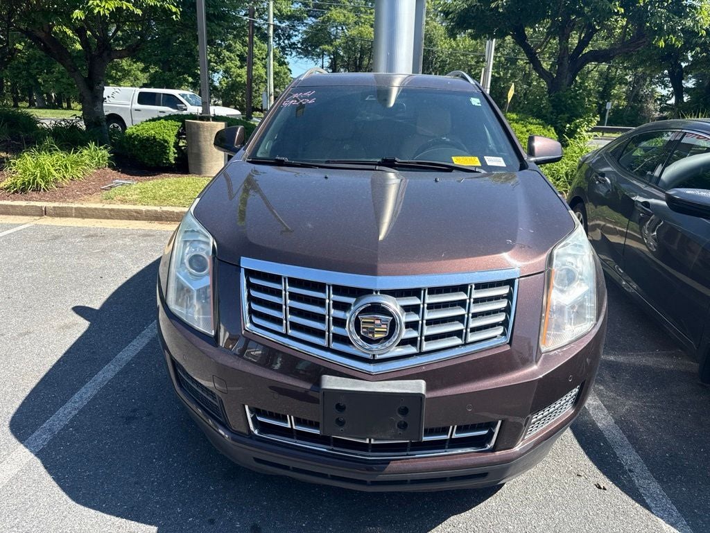 Used 2015 Cadillac SRX Luxury Collection with VIN 3GYFNEE35FS562192 for sale in Silver Spring, MD