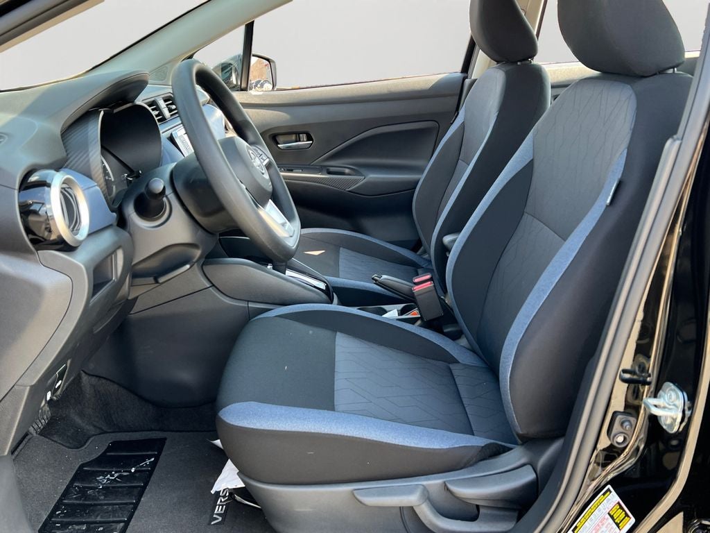 2025 Nissan Versa 1.6 SV Super Low Miles!