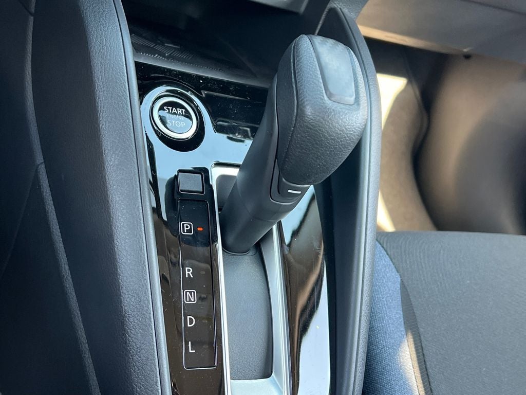 2025 Nissan Versa 1.6 SV Super Low Miles!