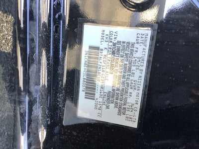 2025 Nissan Versa 1.6 SV Super Low Miles!