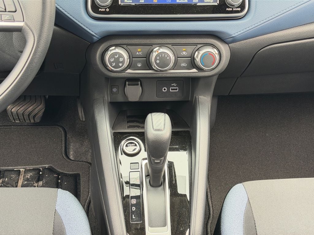 2025 Nissan Versa 1.6 SV Super Low Miles!