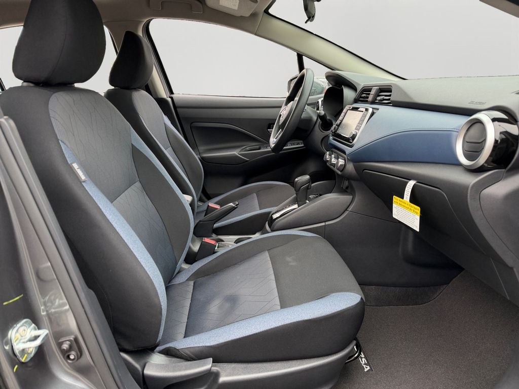 2025 Nissan Versa 1.6 SV Super Low Miles!