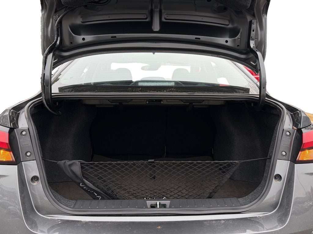 2025 Nissan Versa 1.6 SV Super Low Miles!