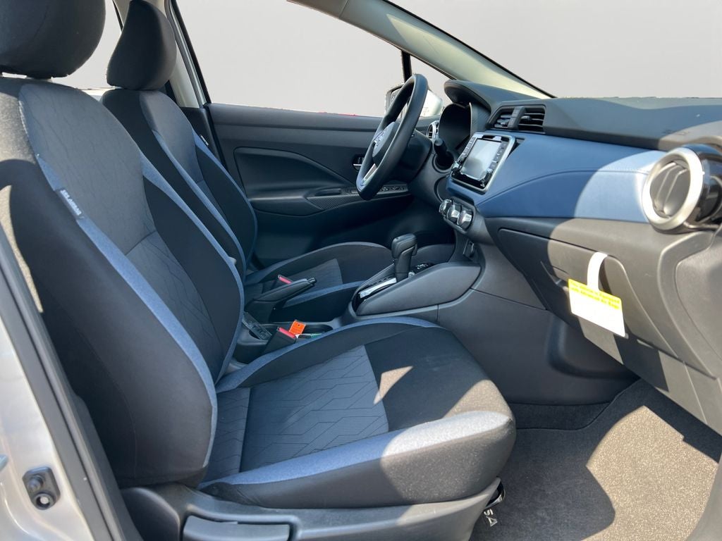 2025 Nissan Versa 1.6 SV Super Low Miles!