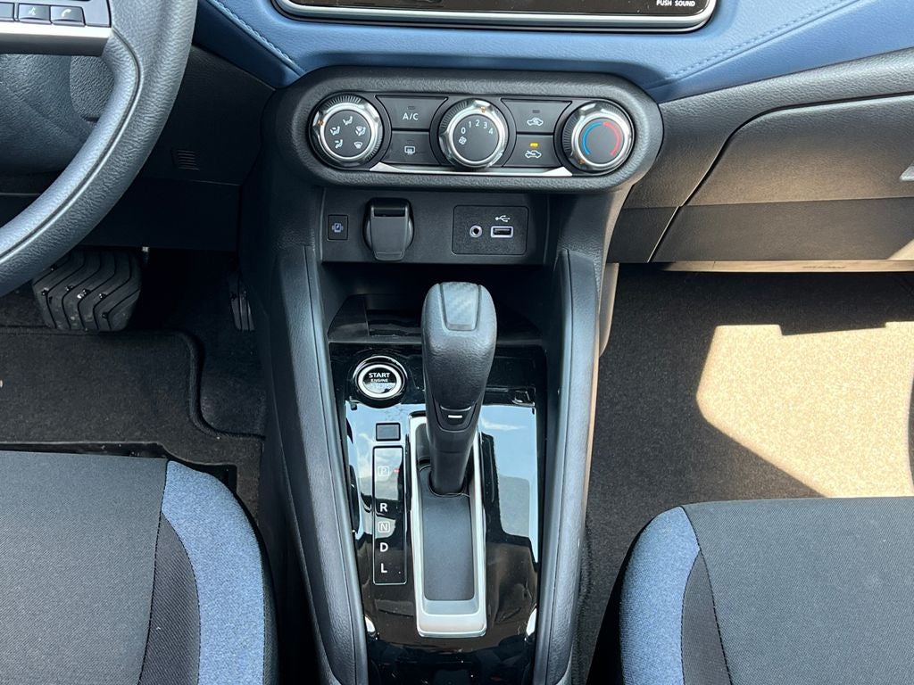 2025 Nissan Versa 1.6 SV Super Low Miles!