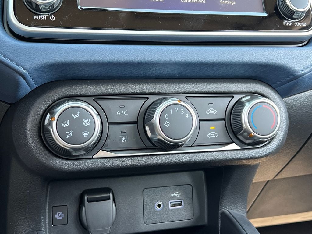 2025 Nissan Versa 1.6 SV Super Low Miles!