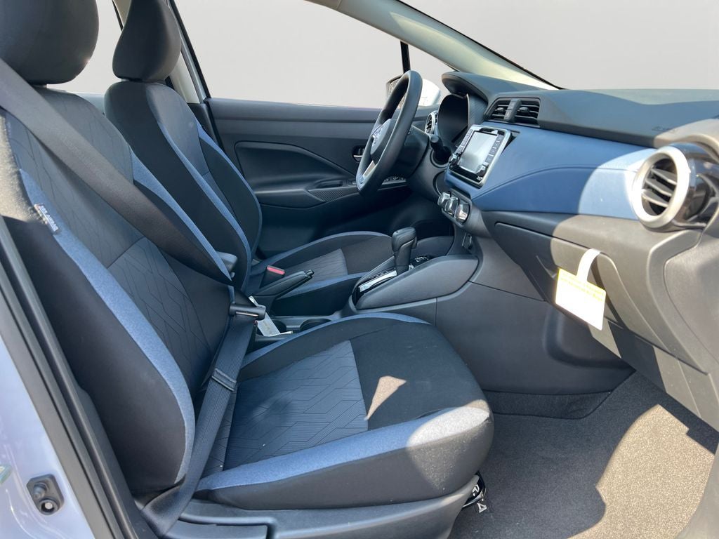 2025 Nissan Versa 1.6 SV Super Low Miles!