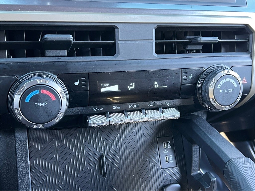 2025 Toyota Tacoma SR5